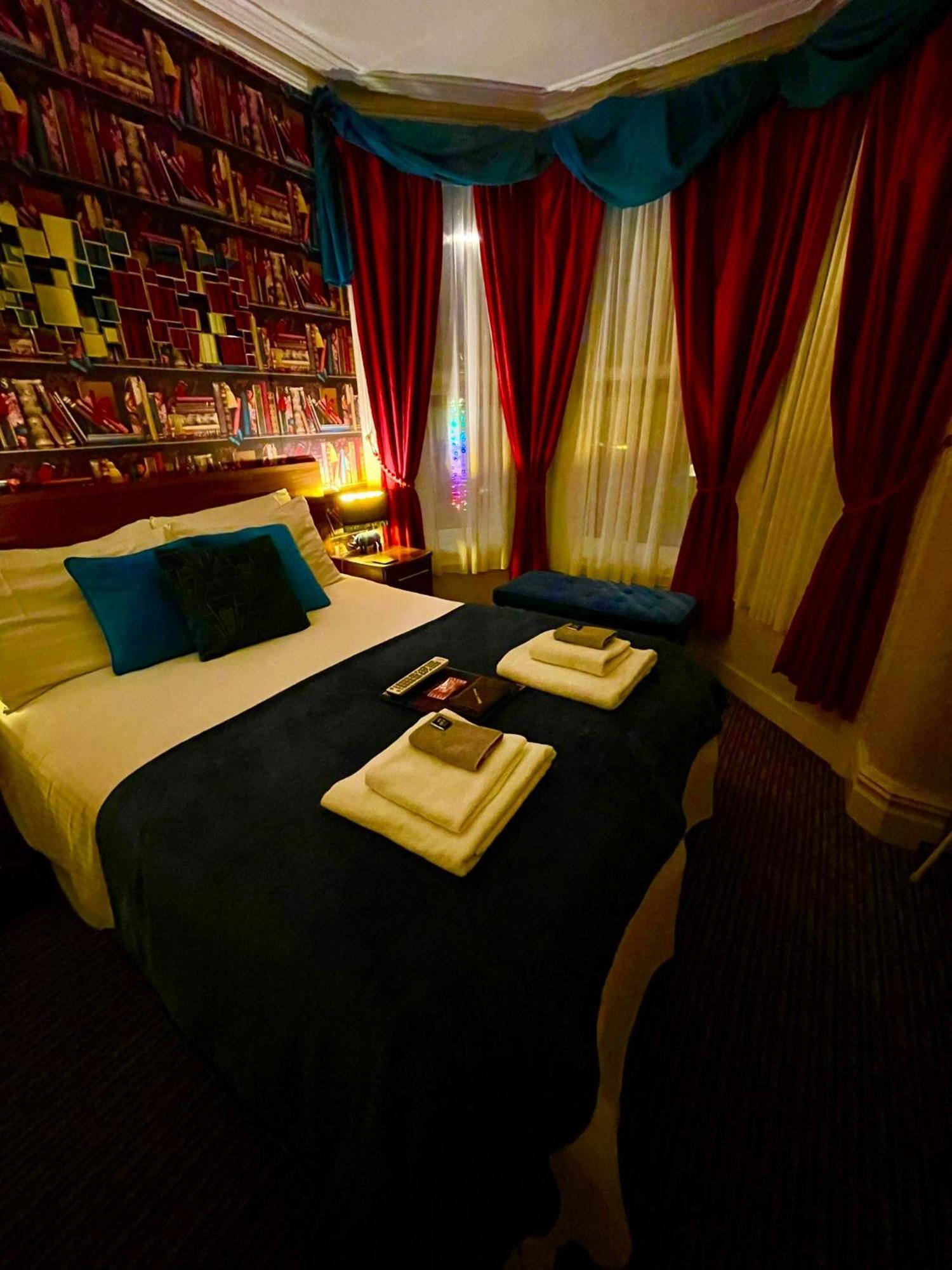 Bed and Breakfast Gabrielles à Blackpool Extérieur photo