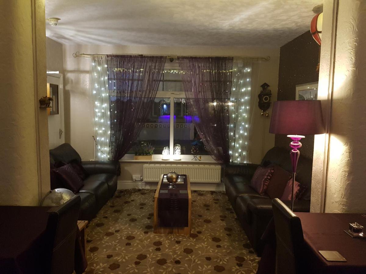Bed and Breakfast Gabrielles à Blackpool Extérieur photo